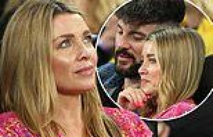 Dannii Minogue looks youthful as she watches basketball with boyfriend Adrian ... trends now