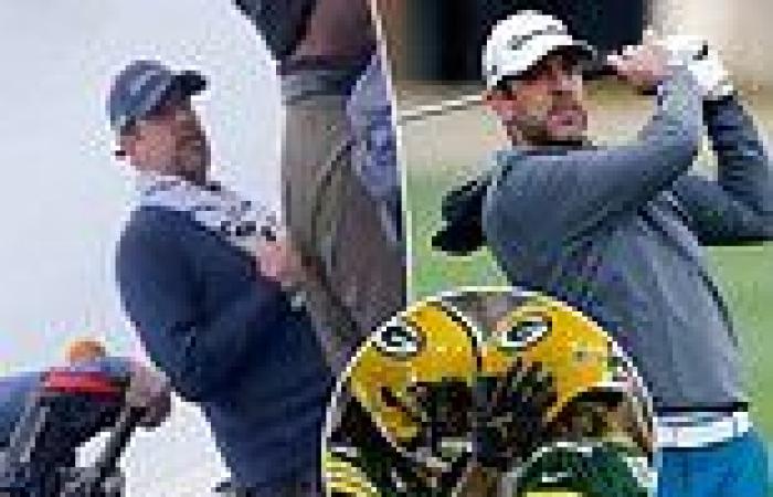 sport news Aaron Rodgers jokes Davante Adams should 'buy him a house' after Raiders WR ... trends now