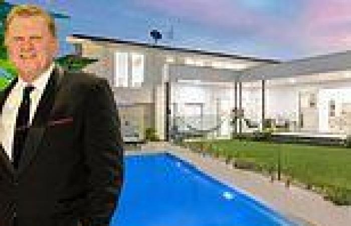 NRL legend Paul 'Fatty' Vautin and wife Kim splash out $2.96m on a new Gold ... trends now