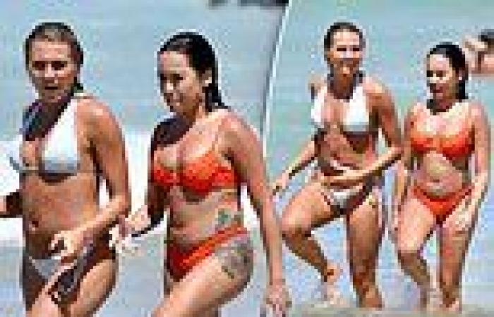 Love Island Australia: Layla and Jessica Losurdo flaunt their bikini bodies in ... trends now