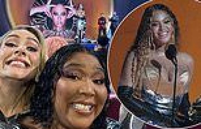Lizzo and Adele snap a slew of fun selfies as they watch Beyonce awarded her ... trends now