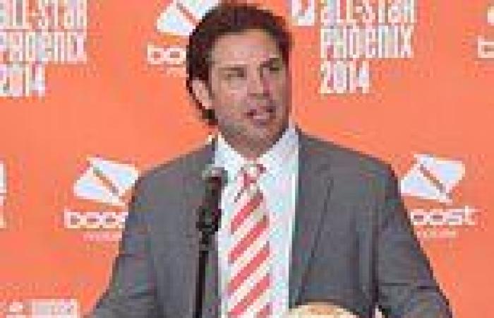 sport news Suns CEO Jason Rowley 'resigns from the team as new owner Mat Ishbia is set to ... trends now