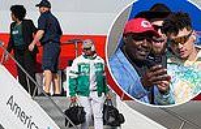 sport news Super Bowl LVII: Chiefs and Eagles touch down in Arizona one week before the ... trends now