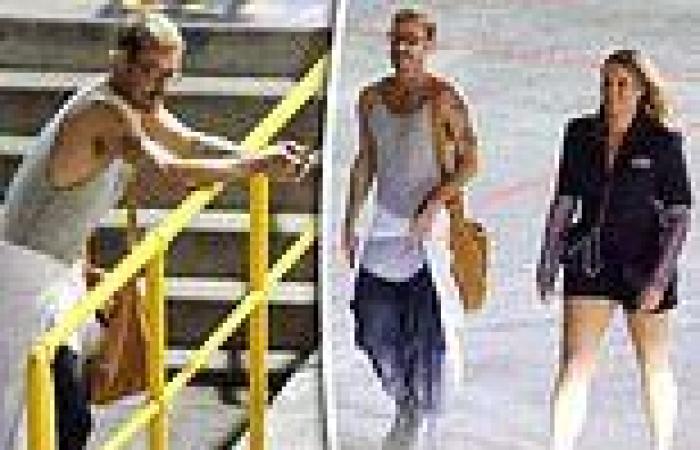 Daniel Johns and DJ girlfriend attend Red Hot Chilli Peppers concert trends now