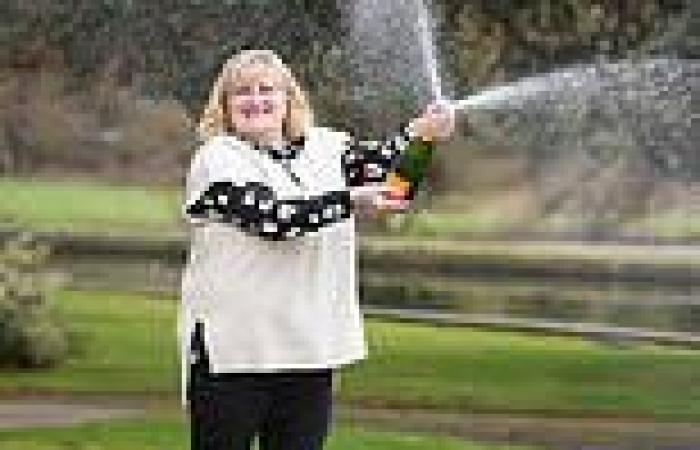 Mother-of-two celebrates £838k EuroMillions win - by tucking into a curry trends now