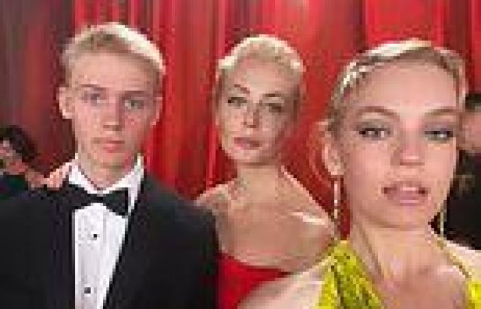 Navalny's wife, son and daughter collect Oscar for documentary about the ... trends now