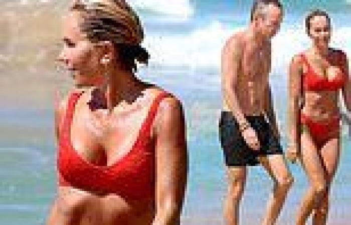 Pip Edwards shows off her bikini body on Bondi beach as she splashes in the sea ... trends now