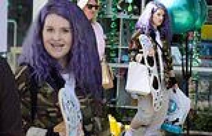 Kelly Osbourne cuts a casual figure as she enjoys a spot of shopping trends now