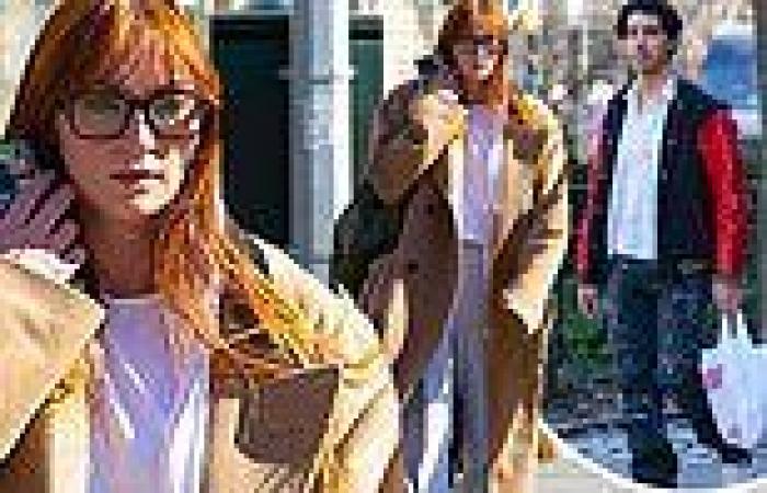 Sophie Turner and Joe Jonas sport stylish coats for separate strolls through ... trends now