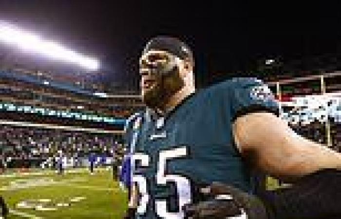 sport news Eagles agree to one-year extension with Lane Johnson, 'with $30million of the ... trends now