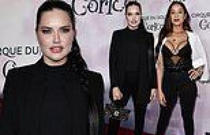 Adriana Lima and Dania Ramirez sizzle at premiere of touring production of ... trends now