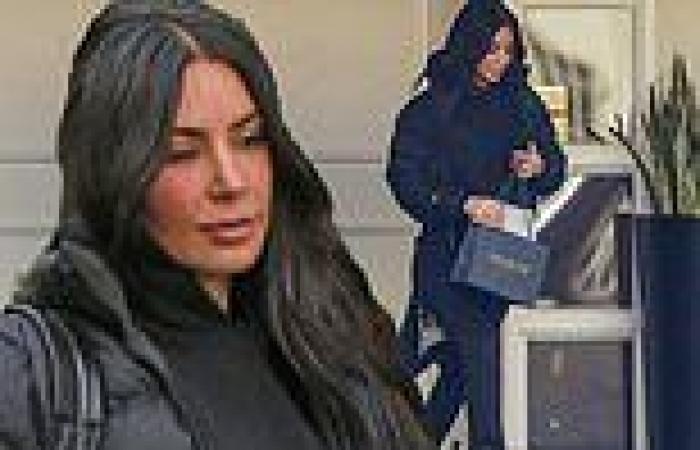 Kim Kardashian cuts a low key figure in all black while leaving Epione skin ... trends now