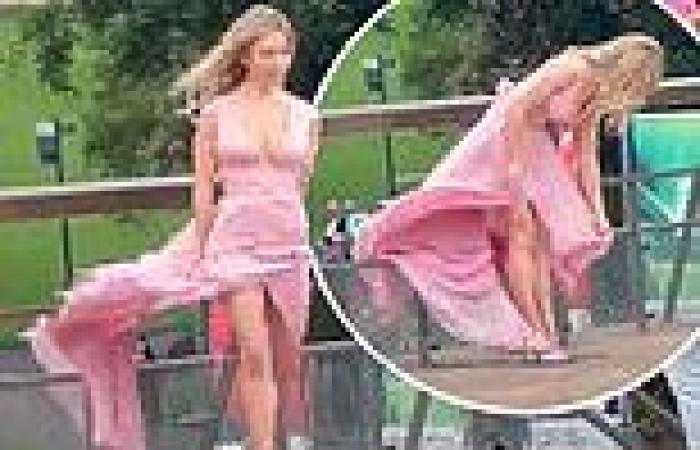 Euphoria star Sydney Sweeney suffers a wardrobe malfunction trends now