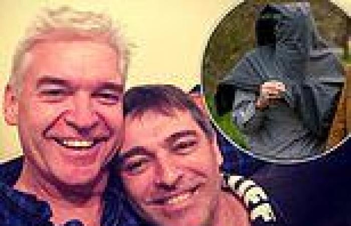 Phillip Schofield shouted 'f*** stop' at brother as he told of sex act with ... trends now