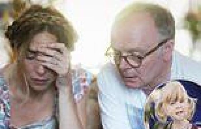 Fans praise Jason Watkins and wife Clara for 'heartbreaking' but 'important' ... trends now