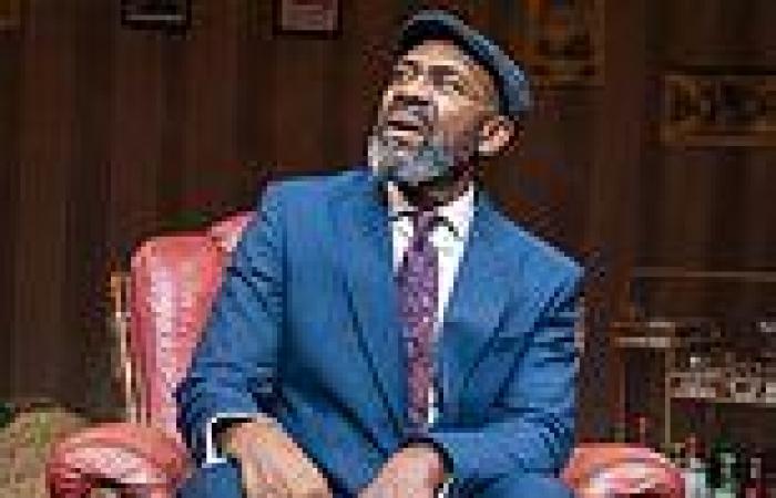 How Lenny Henry takes on the Windrush scandal with a shocking and funny one-man ... trends now