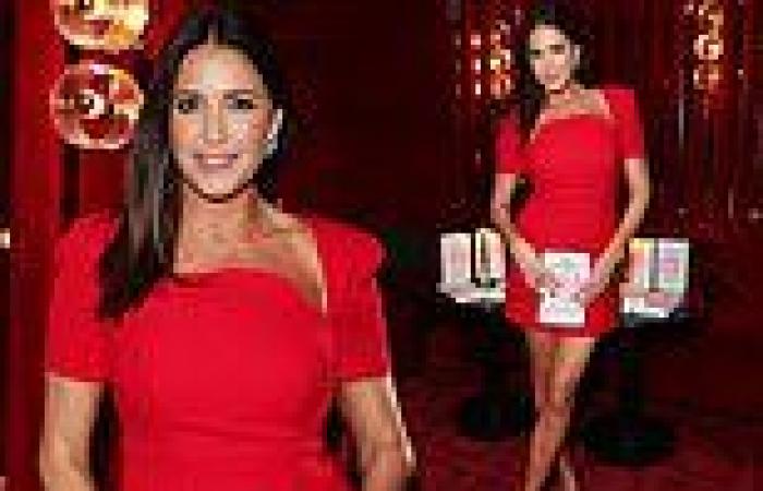 Lisa Snowdon puts on a leggy display in a thigh-skimming red mini dress at ... trends now