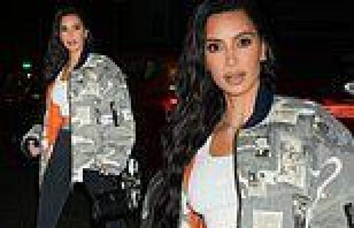 Kim Kardashian flashes her abs in crop-top paired with bejeweled leggings at ... trends now