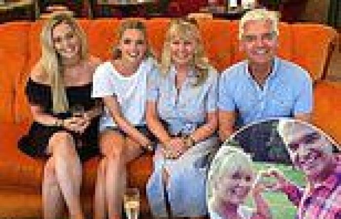 Phillip Schofield apologises to wife Stephanie Lowe after admitting to having ... trends now