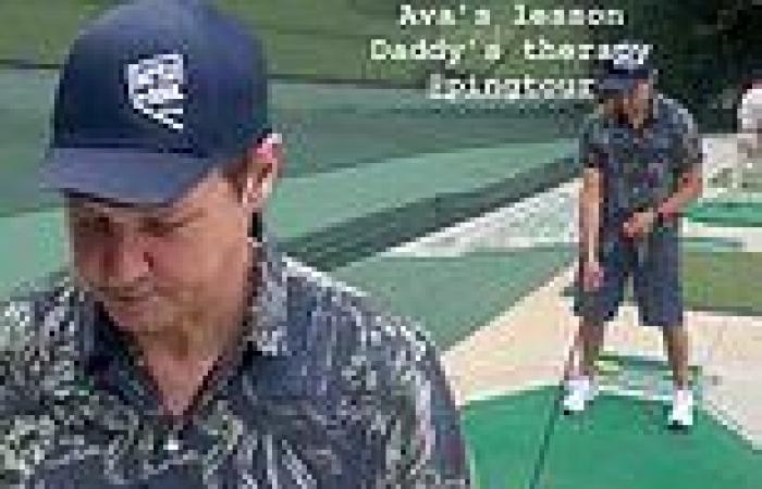 Jeremy Renner gets in golf range outing with five months after near-fatal snow ... trends now