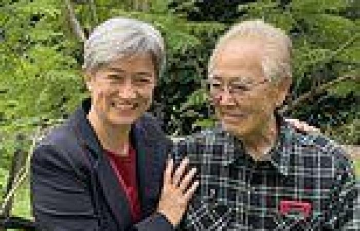 Penny Wong issues tribute to her father Francis Wong after his death trends now