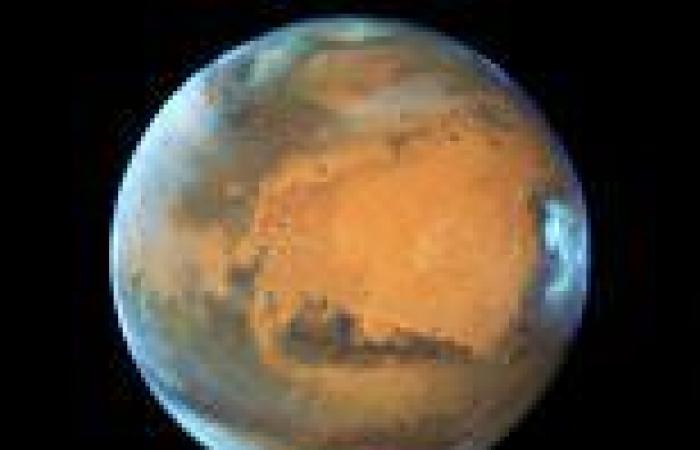 First-ever live stream of Mars is set for TOMORROW trends now