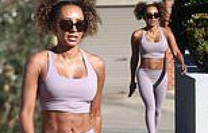 Mel B shows off rock-hard abs at a Rose Bay beach trends now