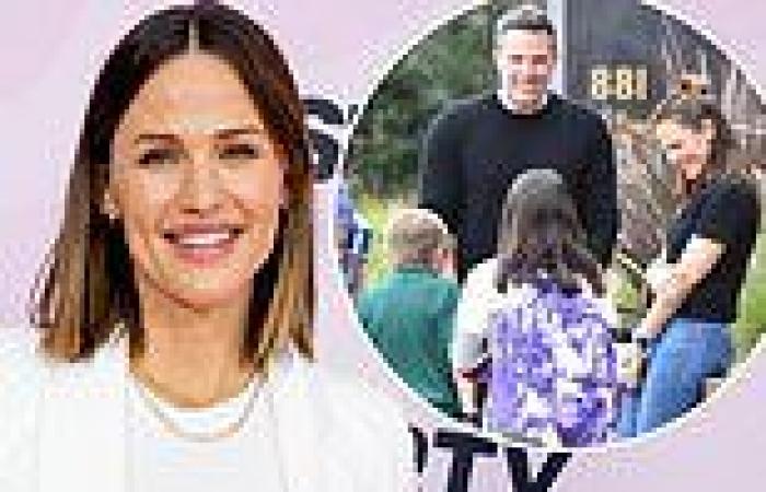 Jennifer Garner calls 'mess of parenting' a 'gift' and has healthy relationship ... trends now