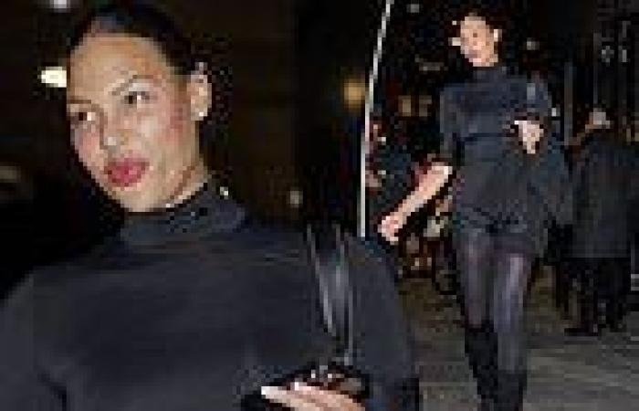 Liz Cambage stuns in a skintight all-black ensemble as she attends Odell ... trends now