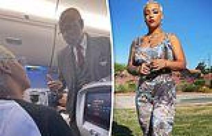 Delta flight attendant threatens to have Grammy-nominated gospel vocalist ... trends now