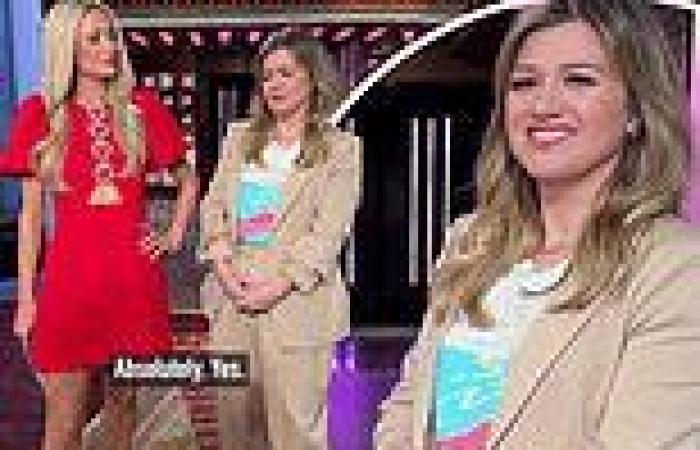 Kelly Clarkson, 41, models a suit after weight loss as she talks to Paris ... trends now