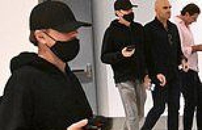 Leonardo DiCaprio is low-key in face mask and hat as he makes his annual trip ... trends now