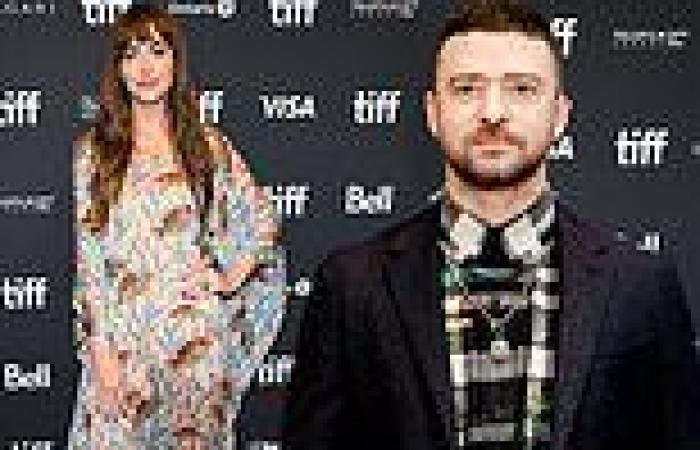 Justin Timberlake and Dakota Johnson are set to reunite on Saturday Night Live ... trends now