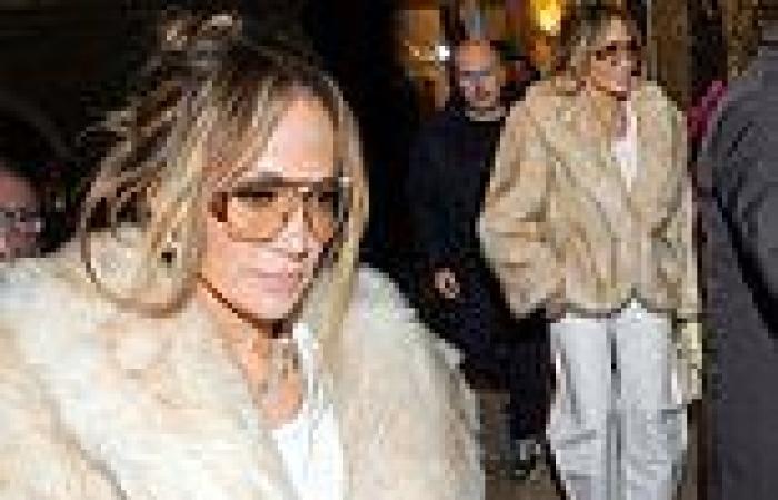 Jennifer Lopez looks glamorous as she steps out in a fur coat and retro ...