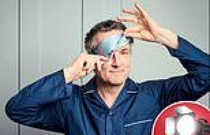 DR MICHAEL MOSLEY: How staring at a bright light finally cured my insomnia trends now