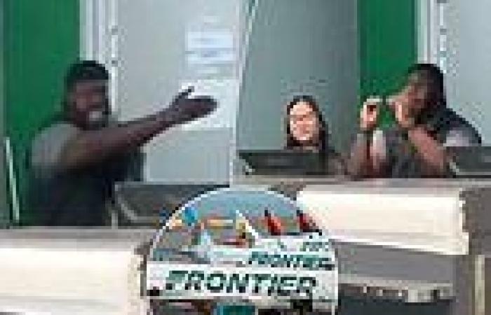 Frontier Airlines employee lashes out at stranded passengers demanding answers ... trends now