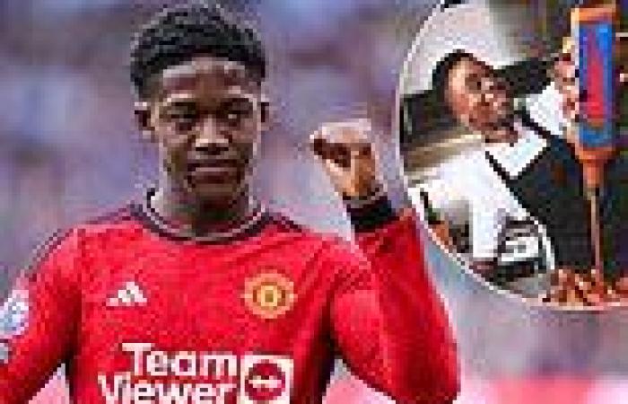 sport news MAN UNITED CONFIDENTIAL: Kobbie Mainoo in line to follow Bukayo Saka by signing ... trends now