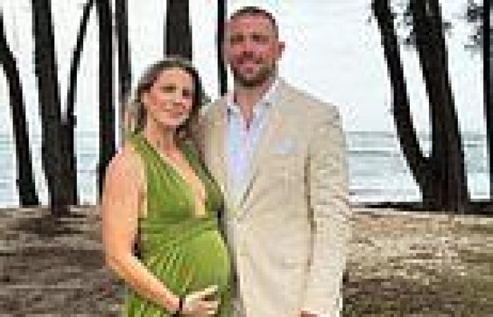 sport news Zach & Julie Ertz announce the former USWNT star is expecting baby No. 2 this ... trends now