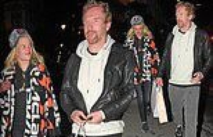 Damian Lewis enjoys a low-key date night with girlfriend Alison Mosshart at ... trends now