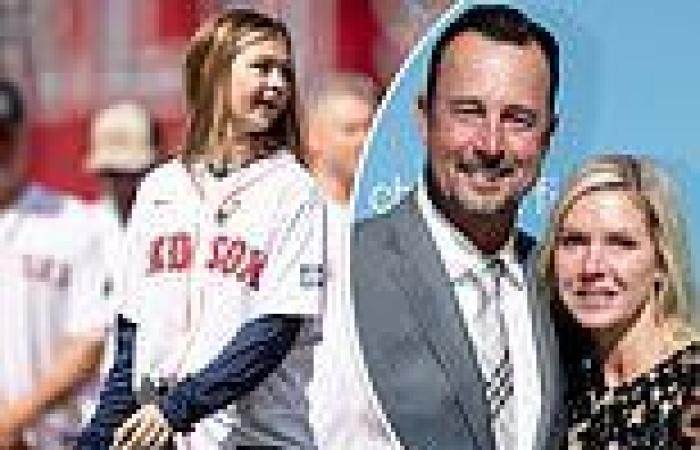 sport news Tim and Stacy Wakefield honored by Boston Red Sox as daughter Brianna throws ... trends now