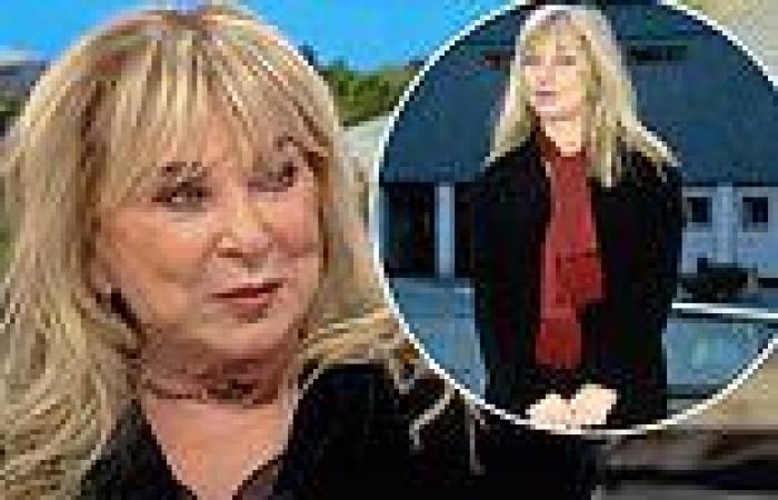 Comedian Helen Lederer reveals she was hooked on diet pills in the 90s and ... trends now