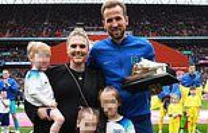 sport news Quick-thinking British nanny hailed for 'saving Harry Kane's kids after calmly ... trends now