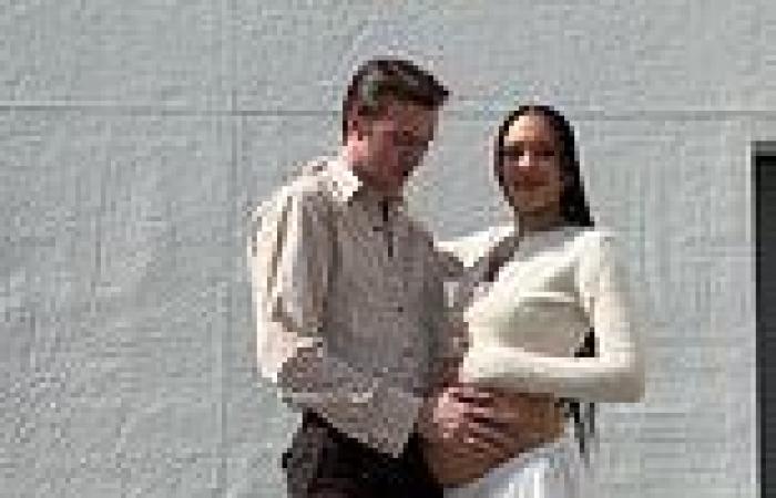 Model and influencer Nara Smith welcomes baby number three with husband ...