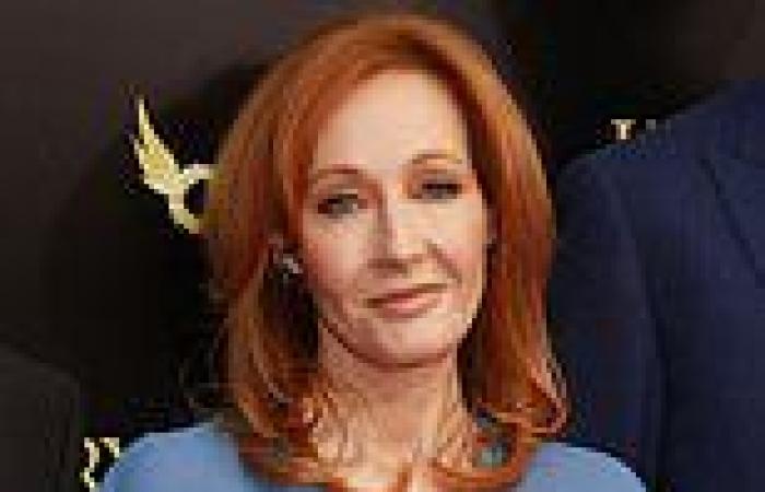 JK Rowling launches a furious attack accusing politicians of 'snuggling up' to ... trends now