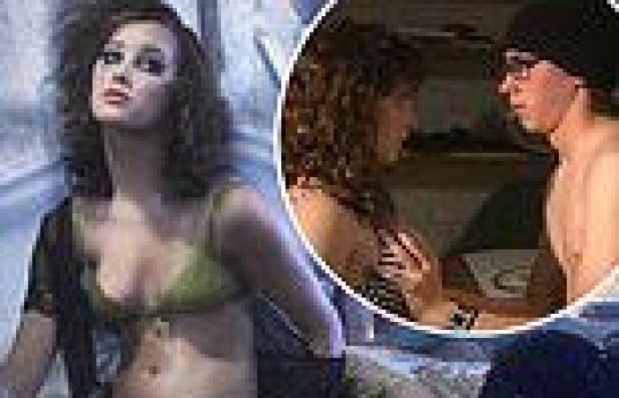 The dark side of Skins: How the controversial teen drama which glamourised ... trends now