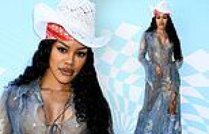 Teyana Taylor shows off her toned figure in denim-inspired sheer dress and ... trends now