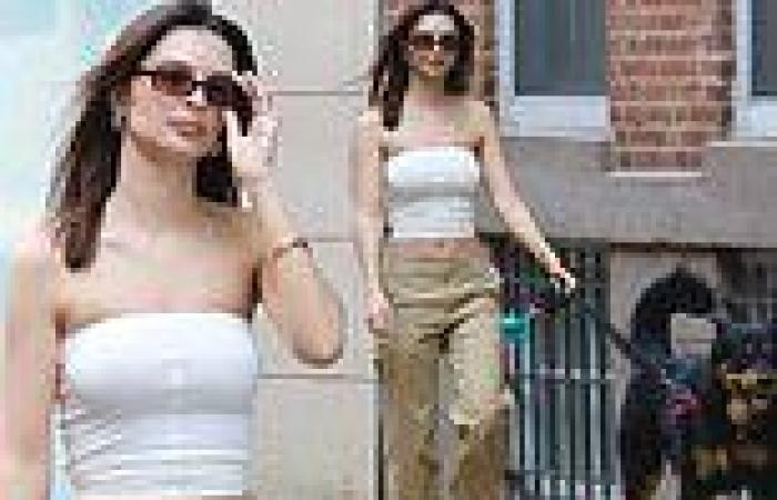 Emily Ratajkowski bares her toned tummy in a white tube top as she strolls NYC ... trends now