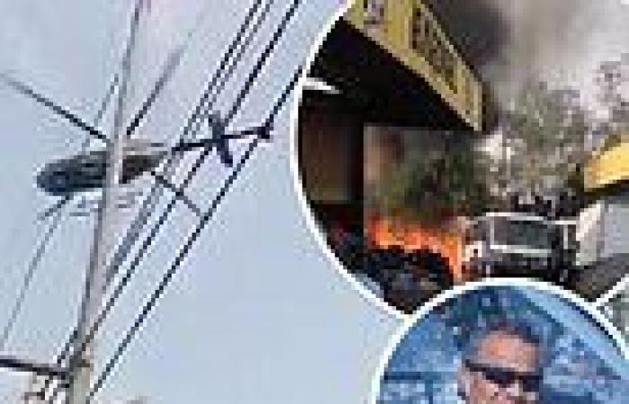 Terrifying moment helicopter stalls out and crashed into Mexican mechanic shop ... trends now