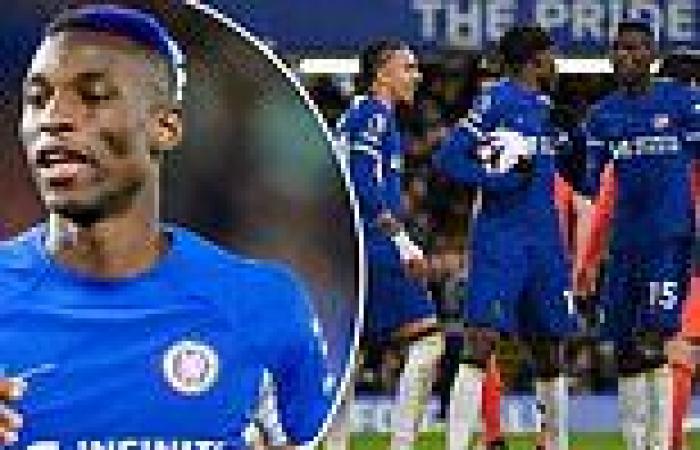 sport news Revealed: Why Nicolas Jackson tried to take Chelsea penalty against Everton, ... trends now