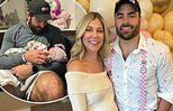 The Bachelor vet Shanae Ankney welcomes daughter with boyfriend Nate Ebner: ... trends now